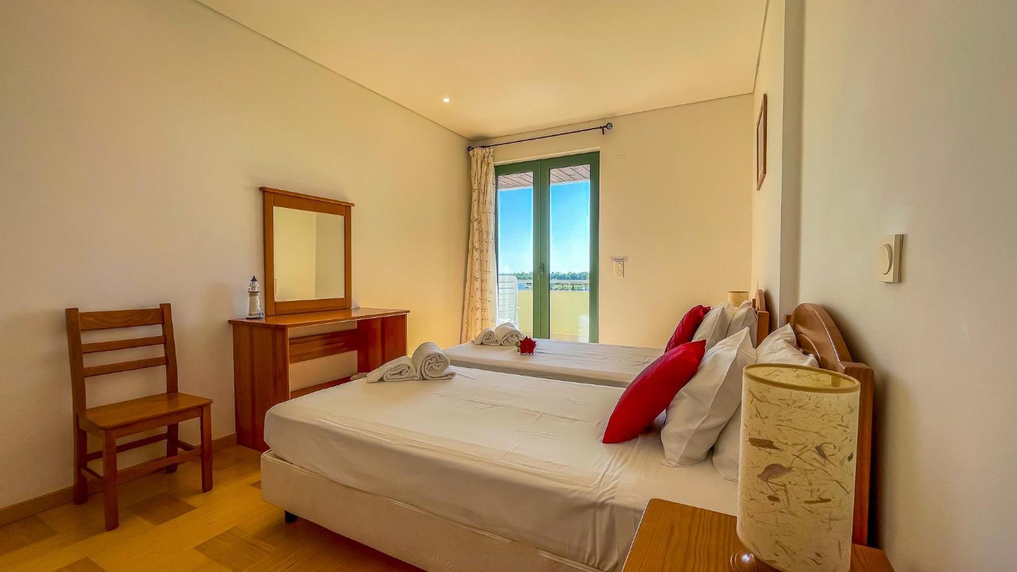 AQ 310 Incrível apartamento de dois quartos com vista para a Marina Quarteira Exterior foto