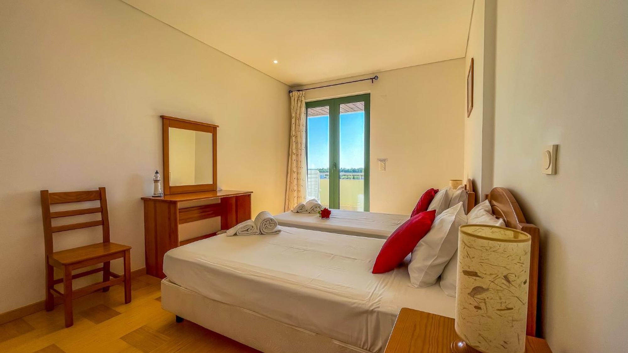 AQ 310 Incrível apartamento de dois quartos com vista para a Marina Quarteira Exterior foto